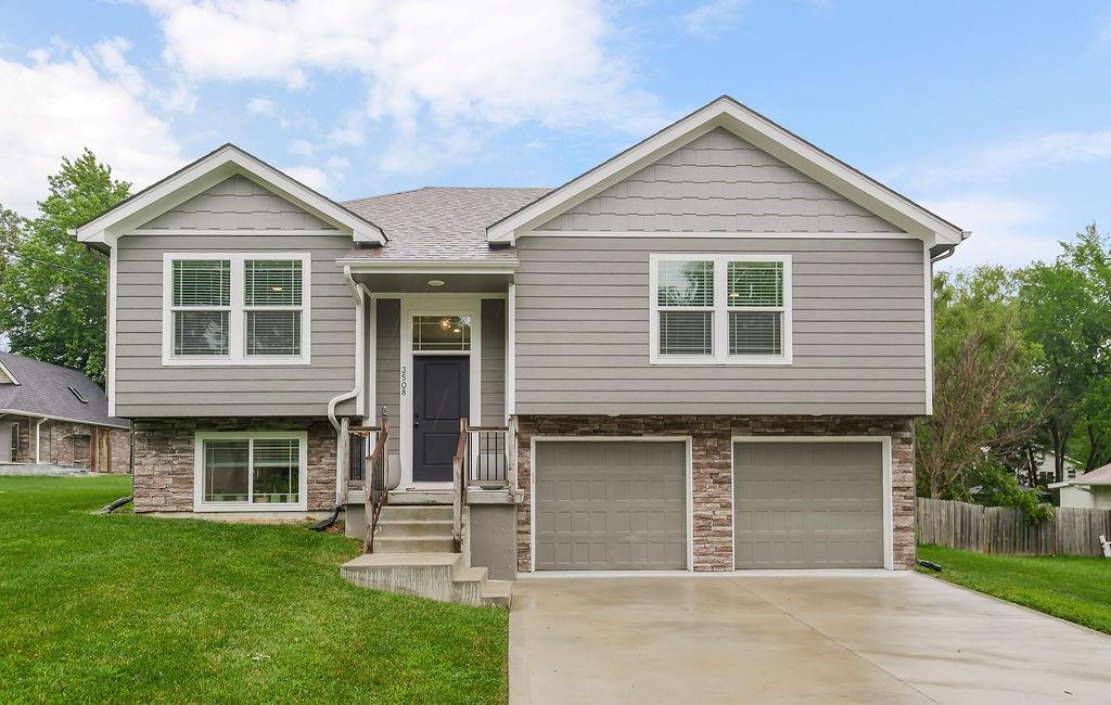 Listing Photo MLS #HMS2568335