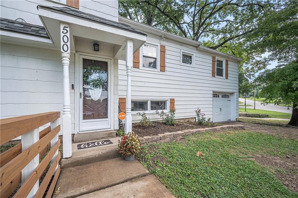 Listing Photo MLS #HMS2568343