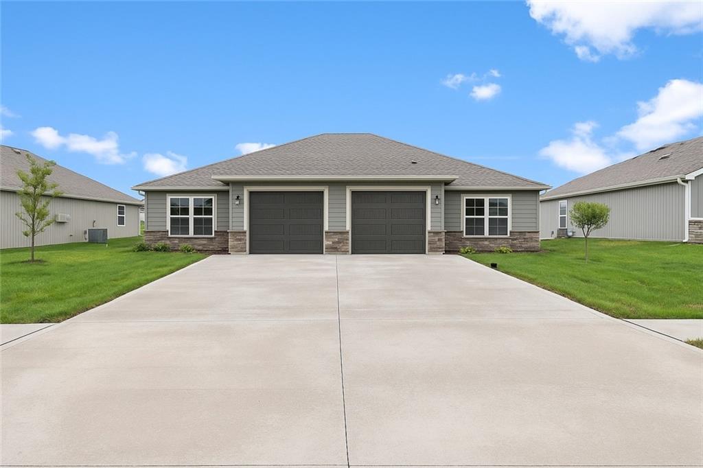 Listing Photo MLS #HMS2568408