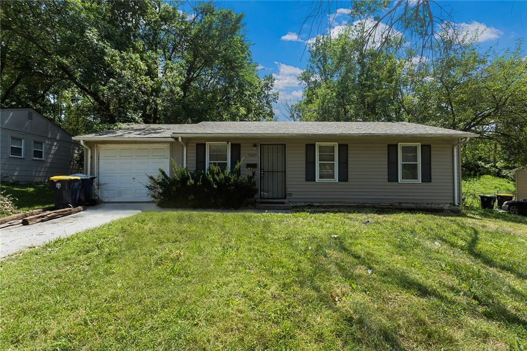Listing Photo MLS #HMS2568425