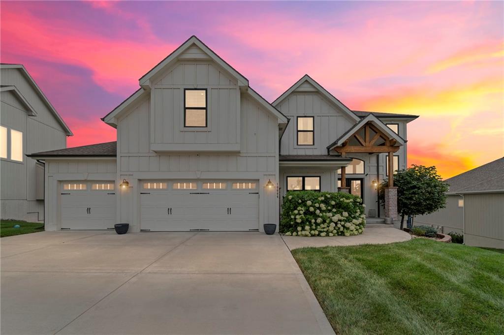 Listing Photo MLS #HMS2568437