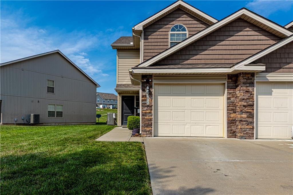 Listing Photo MLS #HMS2568441