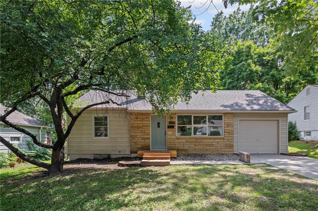 Listing Photo MLS #HMS2568451