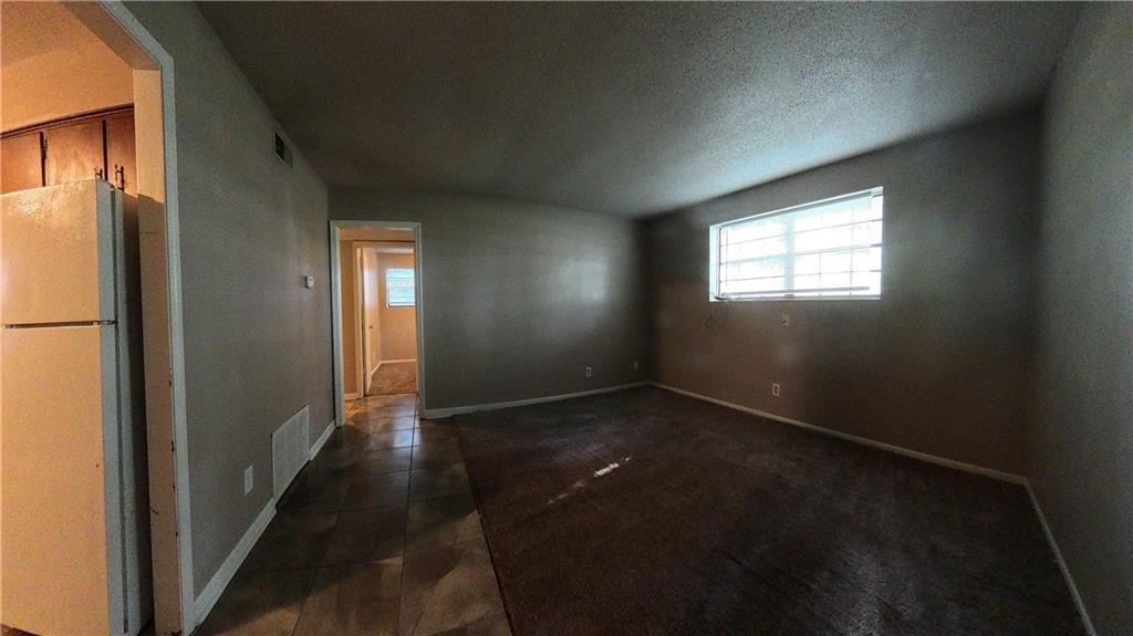Listing Photo MLS #HMS2568454