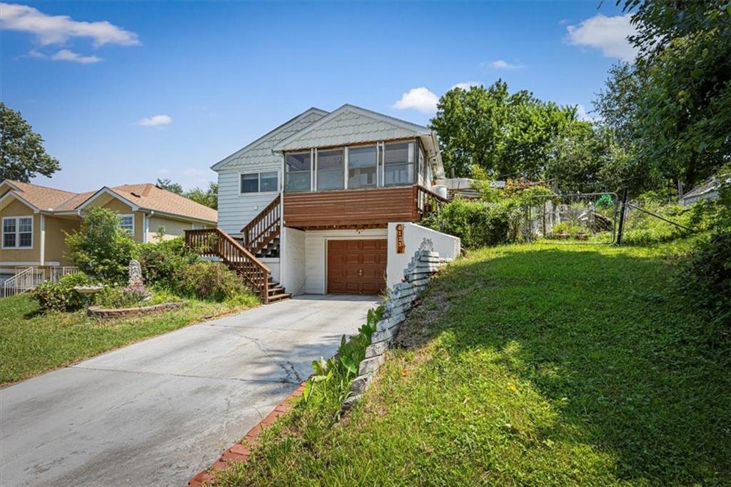 Listing Photo MLS #HMS2568476