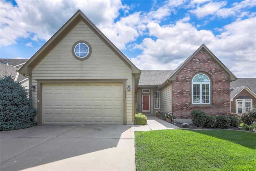 Listing Photo MLS #HMS2568480