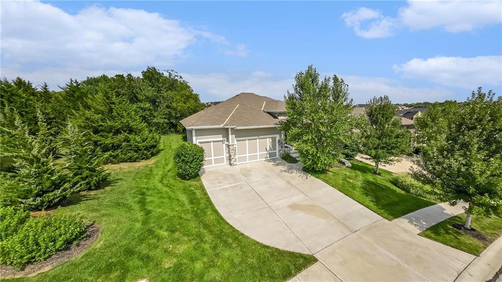 Listing Photo MLS #HMS2568529