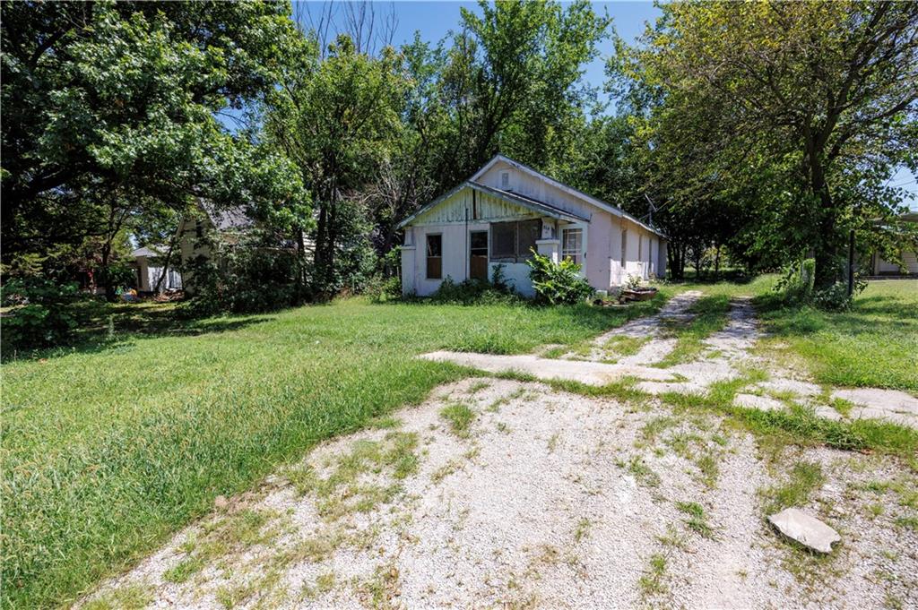 Listing Photo MLS #HMS2568539