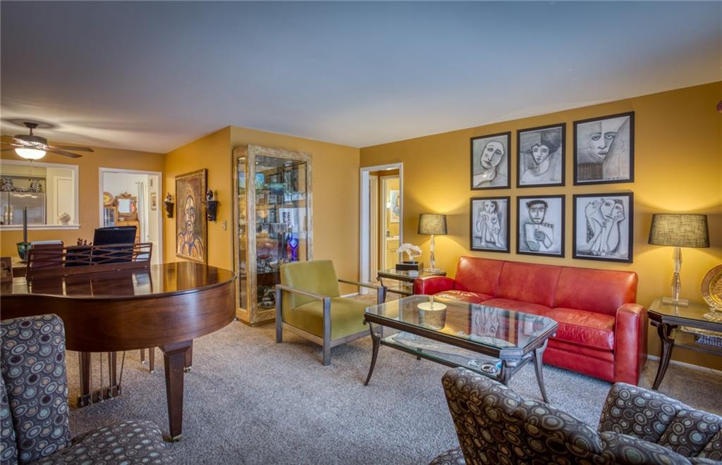 Listing Photo MLS #HMS2568548