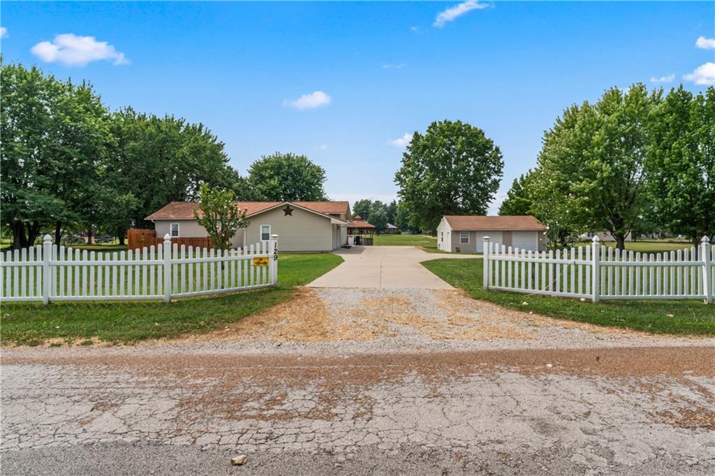 Listing Photo MLS #HMS2568559