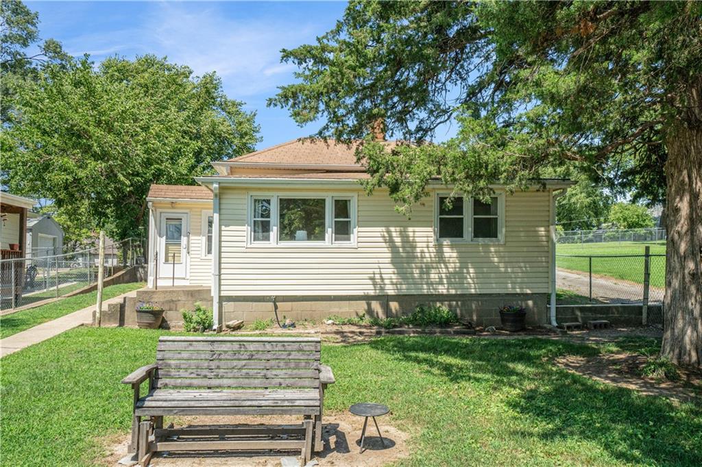 Listing Photo MLS #HMS2568562