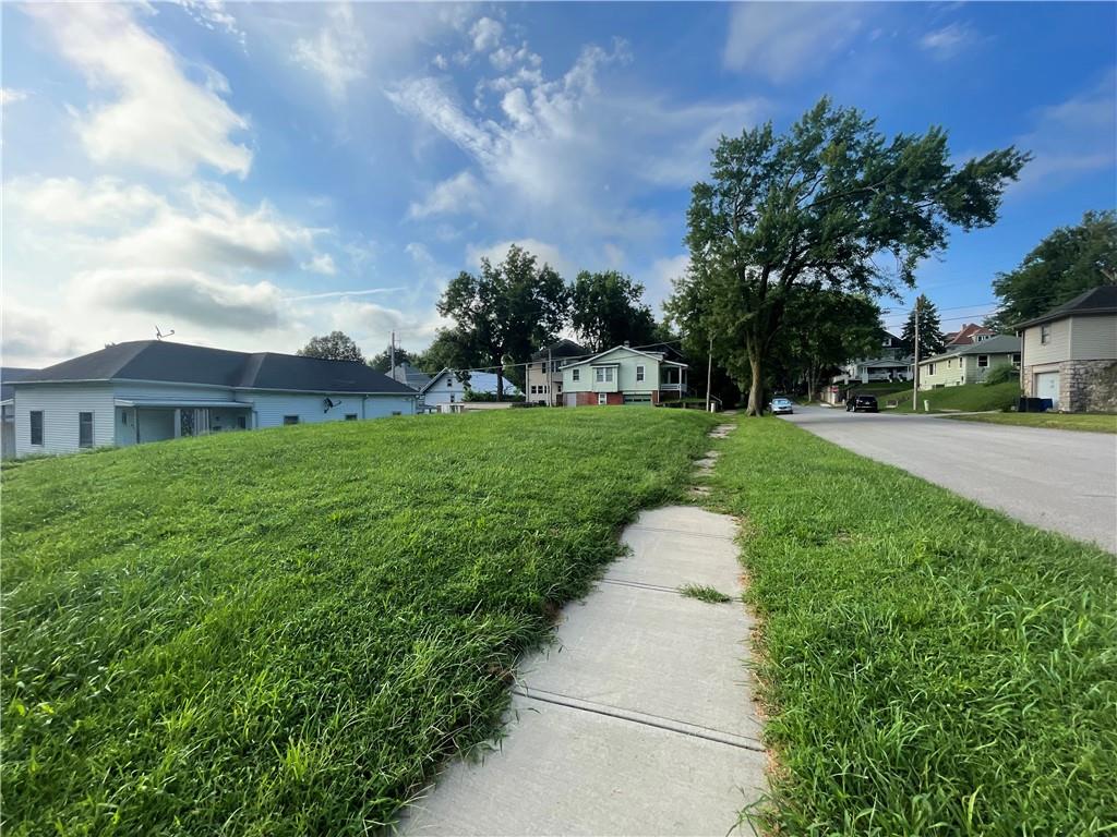 Listing Photo MLS #HMS2568583