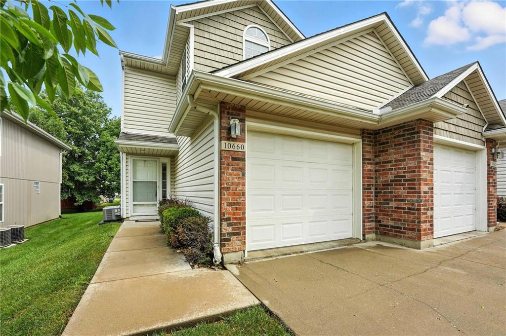 Listing Photo MLS #HMS2568606