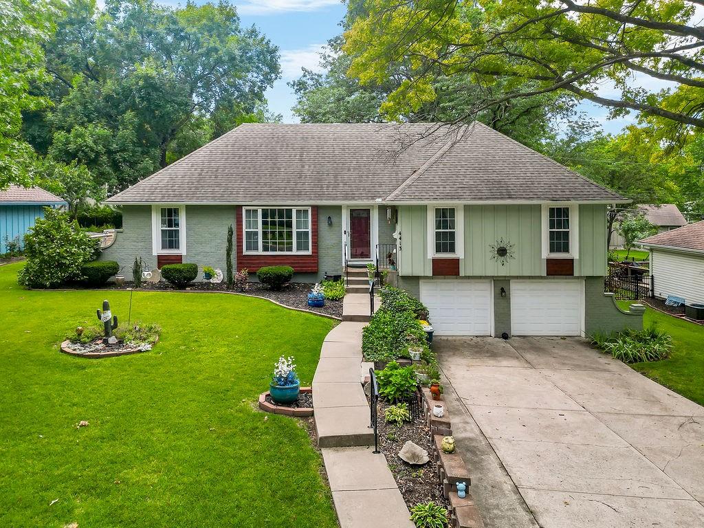 Listing Photo MLS #HMS2568607