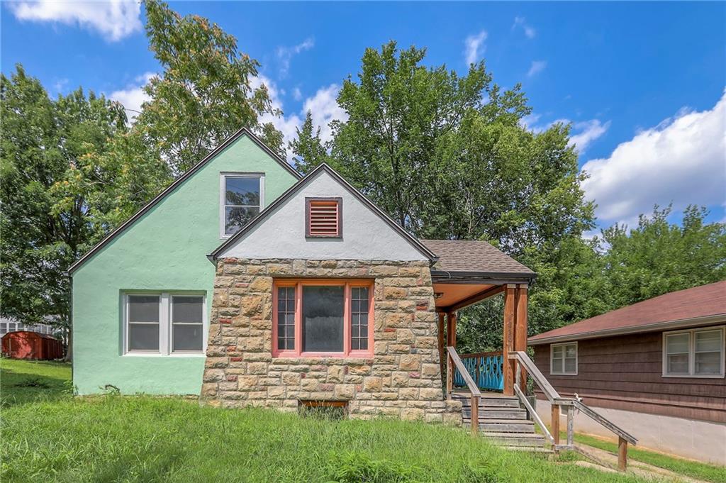 Listing Photo MLS #HMS2568620