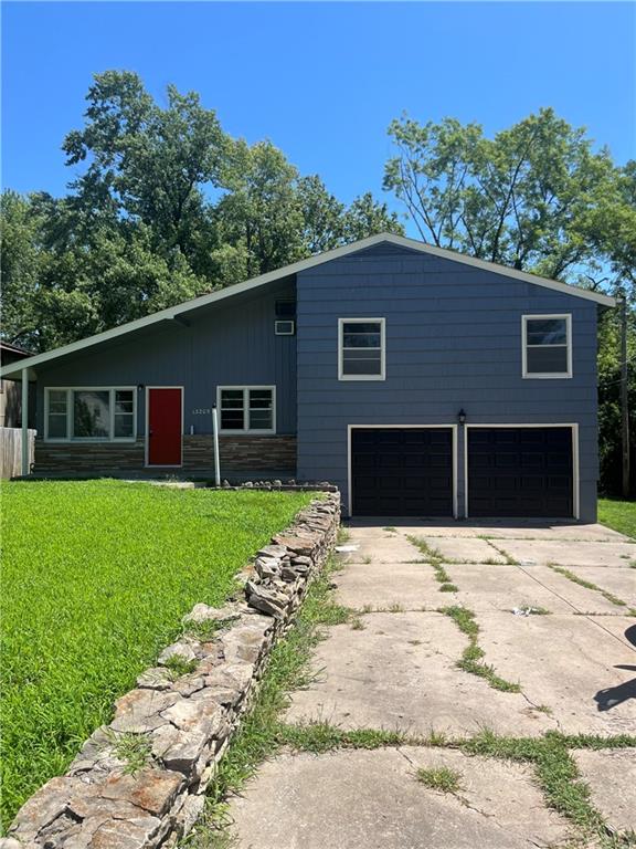 Listing Photo MLS #HMS2568626