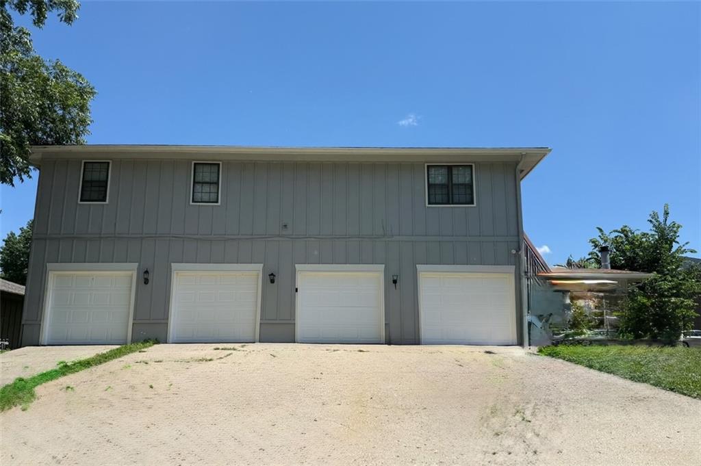 Listing Photo MLS #HMS2568742