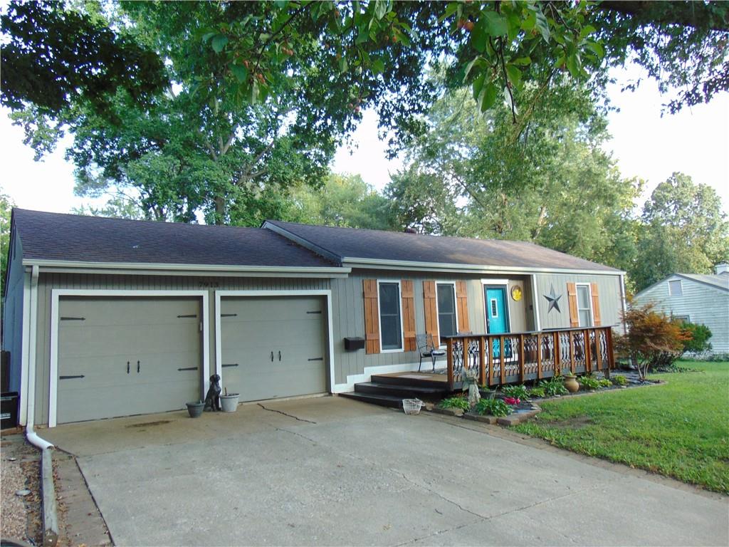 Listing Photo MLS #HMS2568743