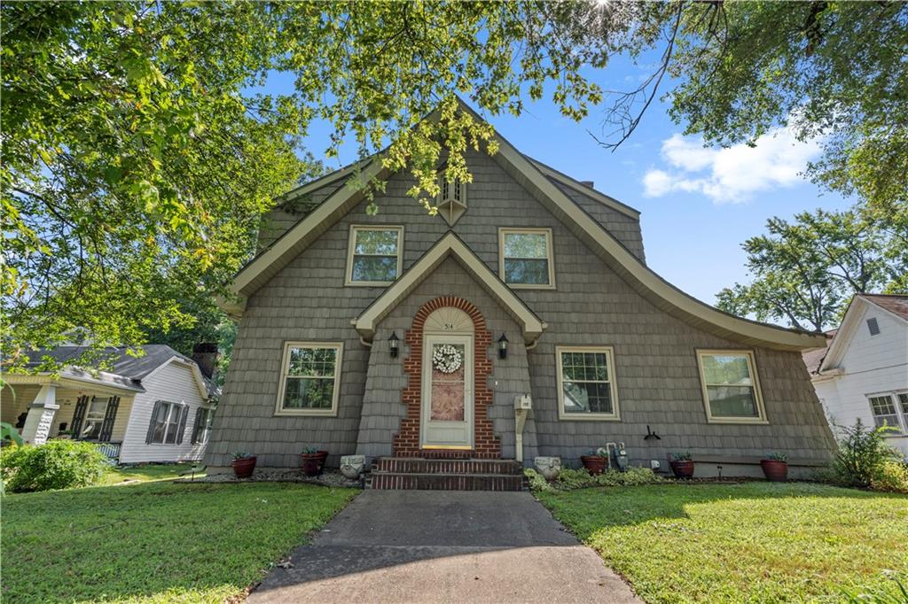 Listing Photo MLS #HMS2568766