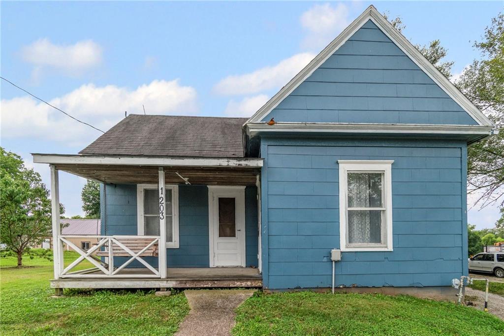 Listing Photo MLS #HMS2568828