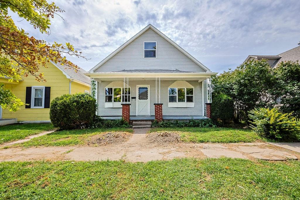 Listing Photo MLS #HMS2568829