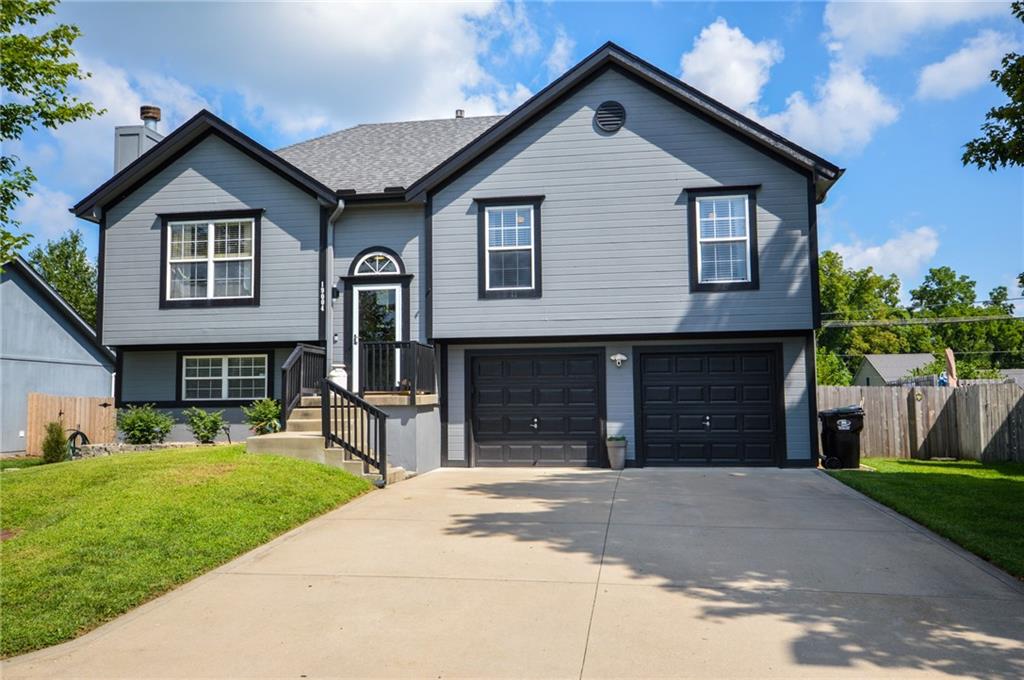 Listing Photo MLS #HMS2568835