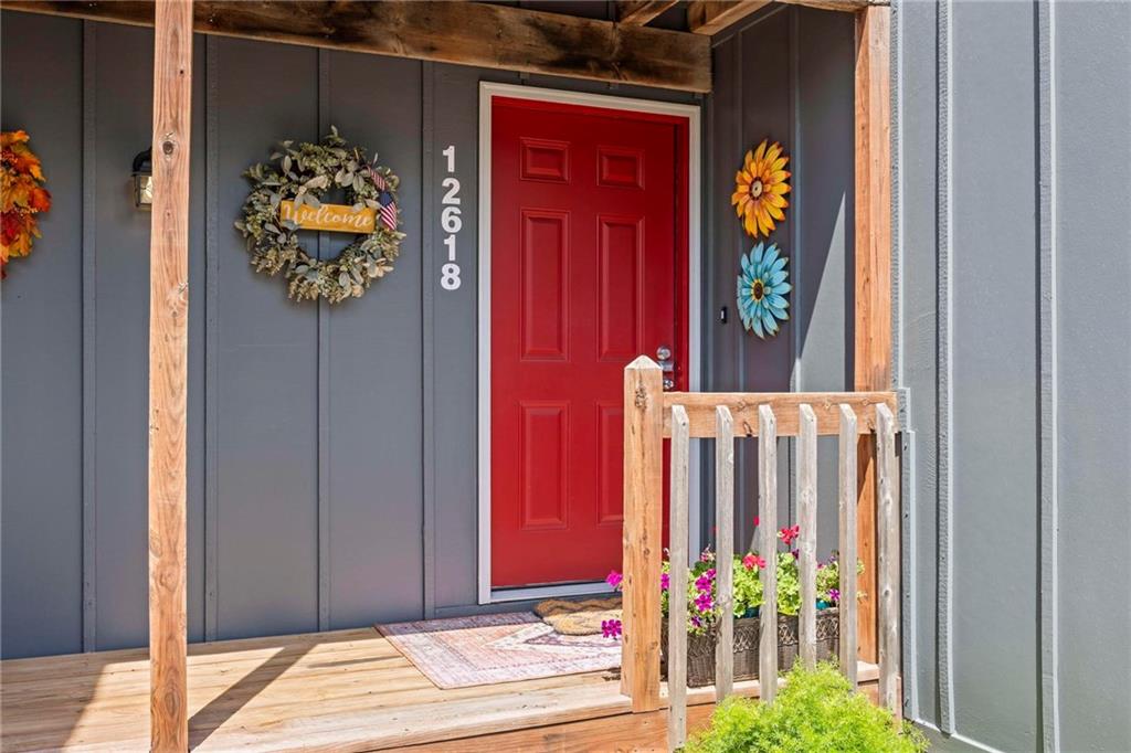 Listing Photo MLS #HMS2568902