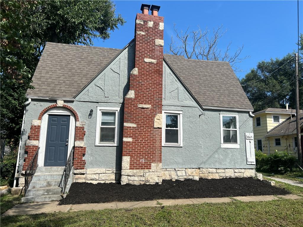 Listing Photo MLS #HMS2568943