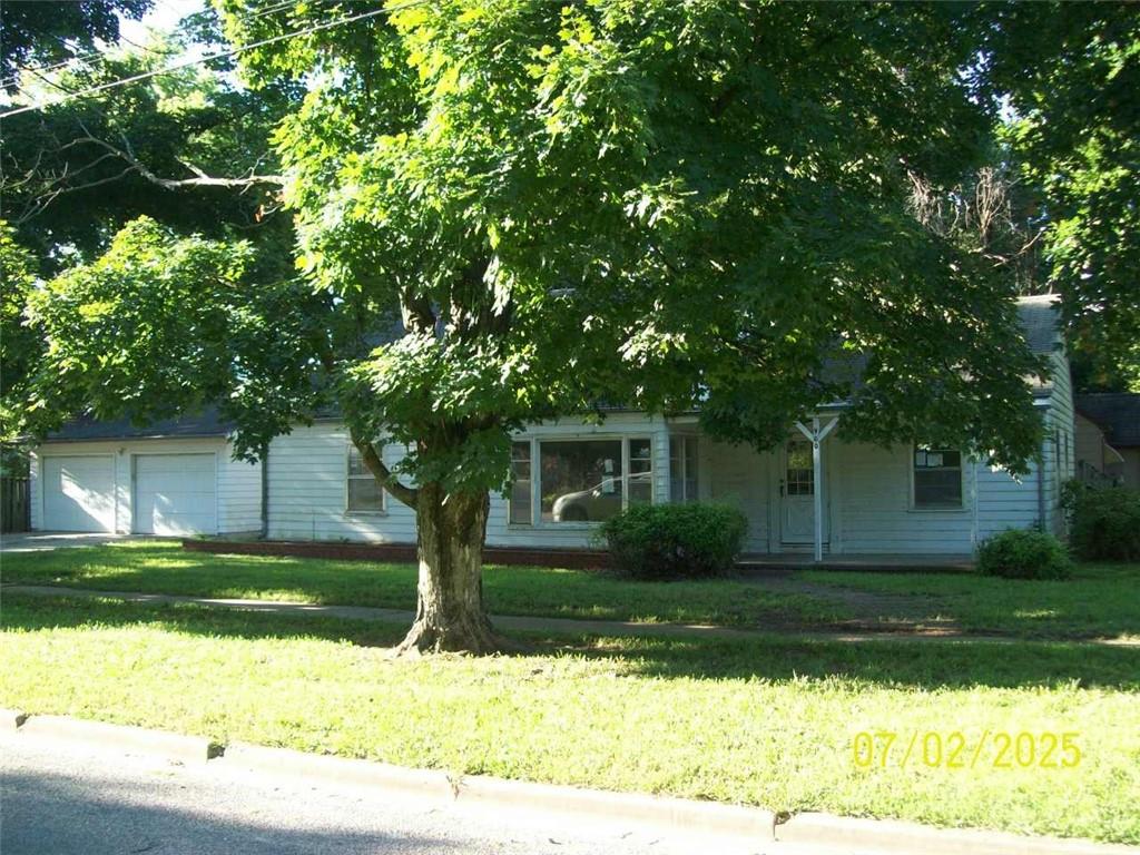 Listing Photo MLS #HMS2569064