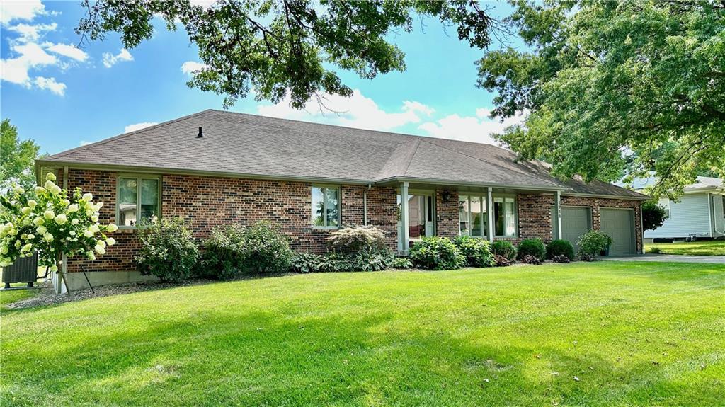Listing Photo MLS #HMS2569091