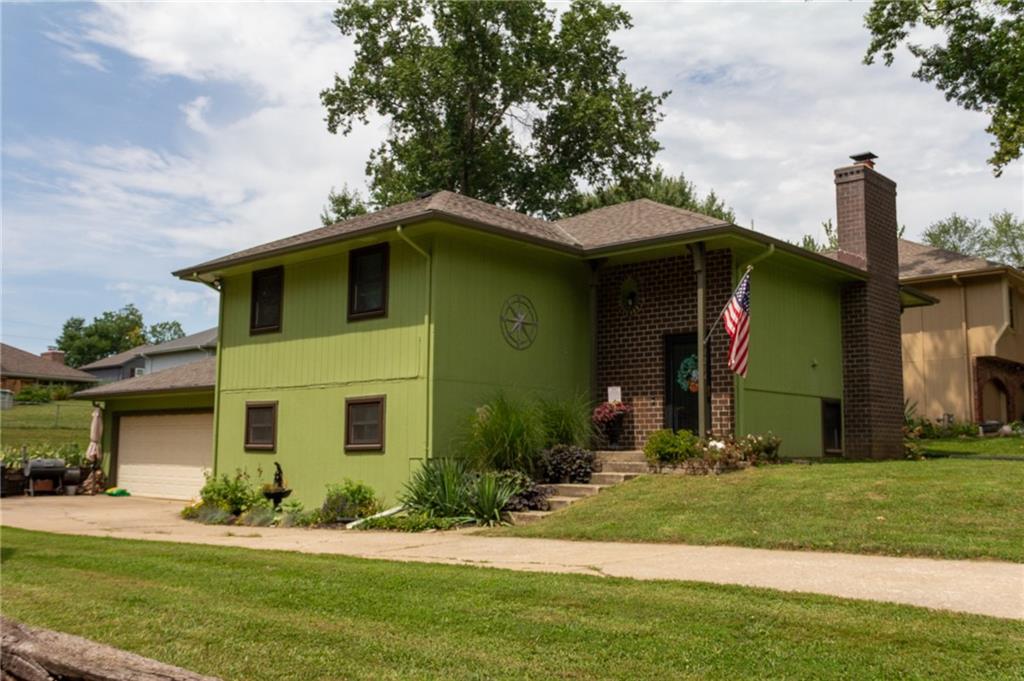Listing Photo MLS #HMS2569111
