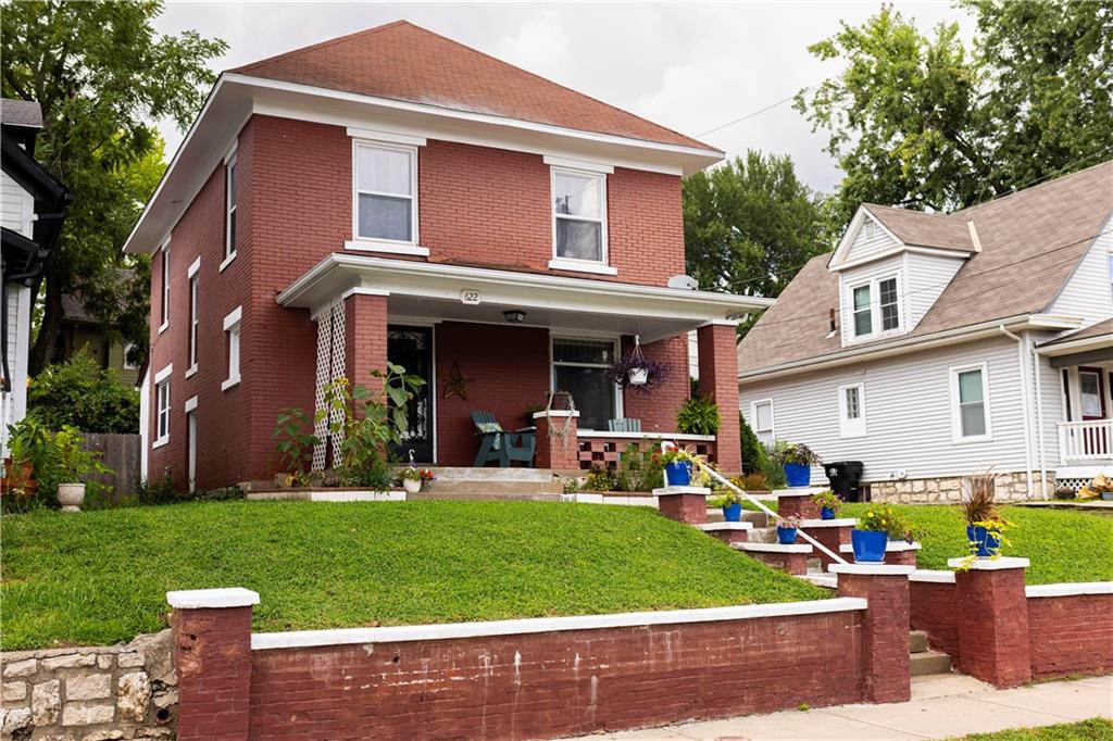 Listing Photo MLS #HMS2569210