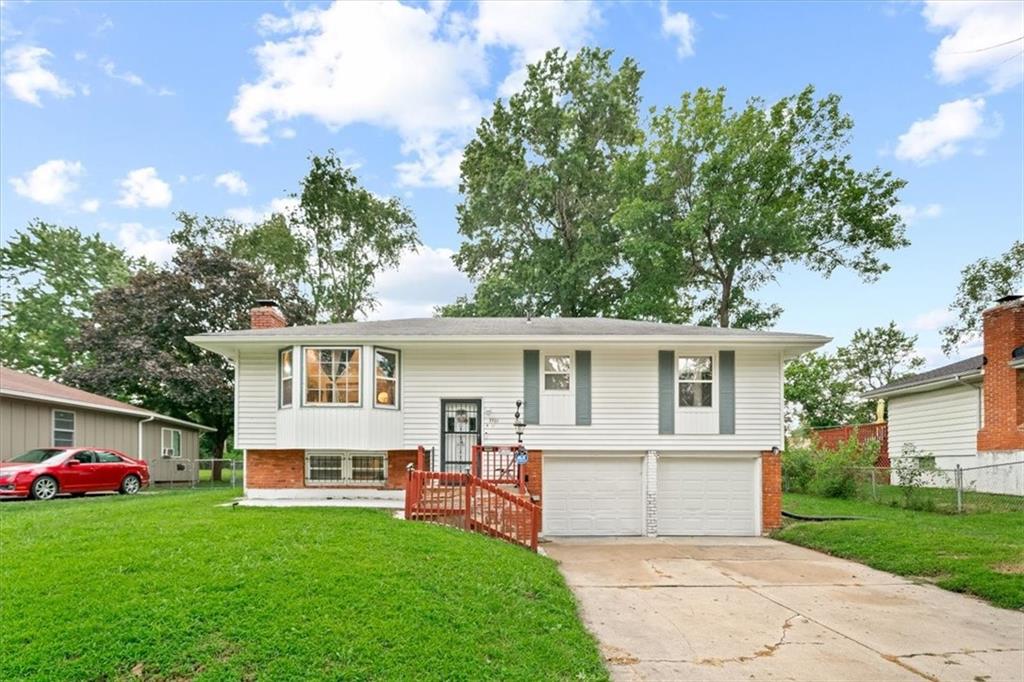 Listing Photo MLS #HMS2569211