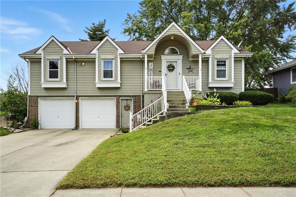 Listing Photo MLS #HMS2569212