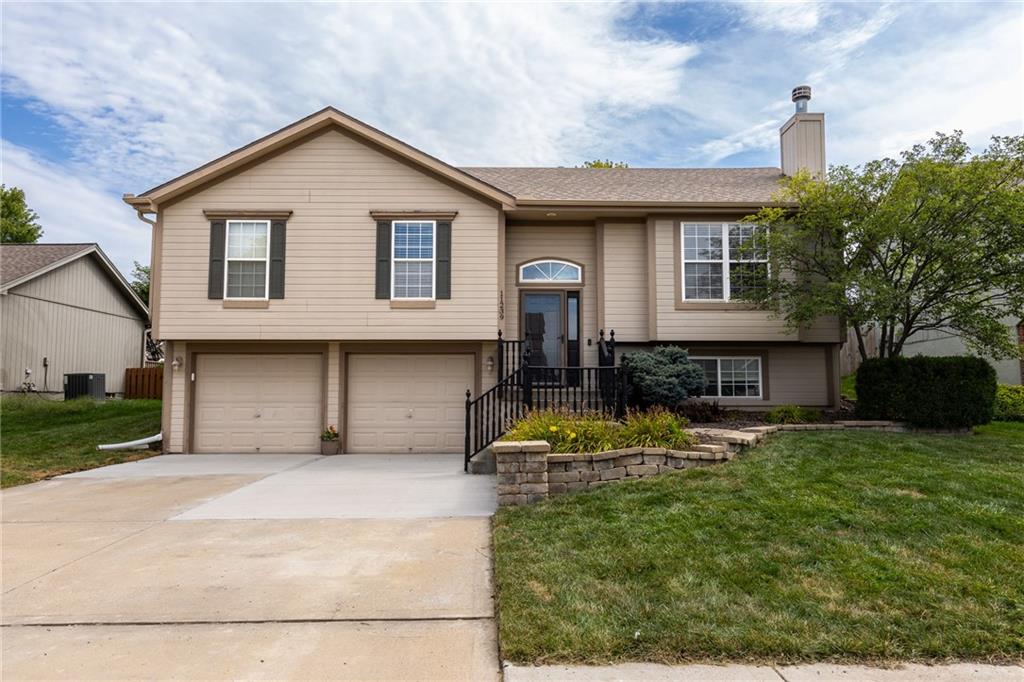 Listing Photo MLS #HMS2569245