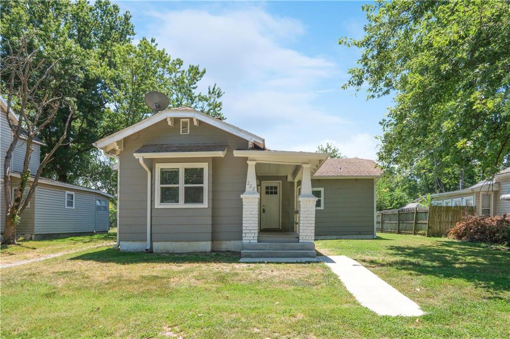 Listing Photo MLS #HMS2569260
