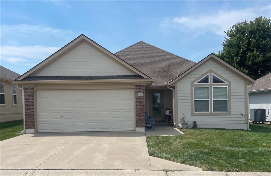 Listing Photo MLS #HMS2569266