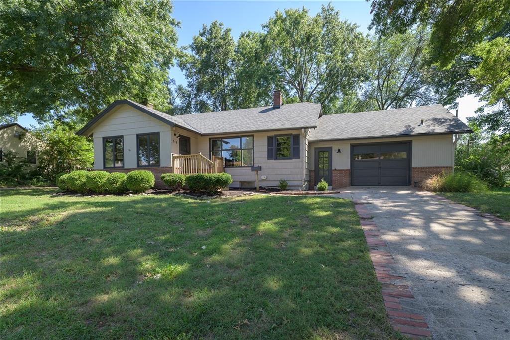 Listing Photo MLS #HMS2569273