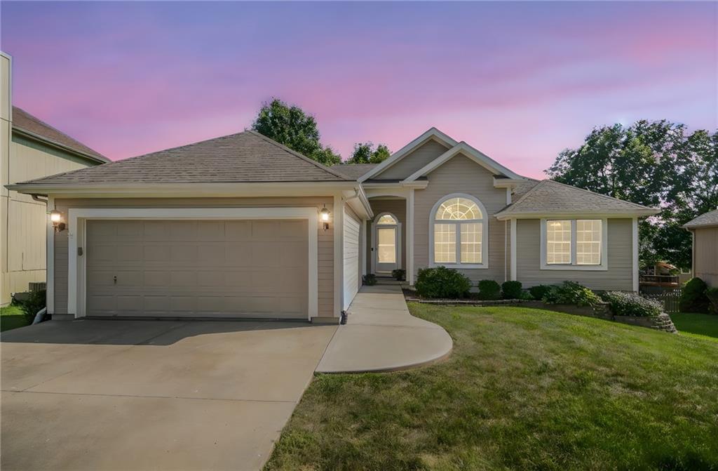 Listing Photo MLS #HMS2569281