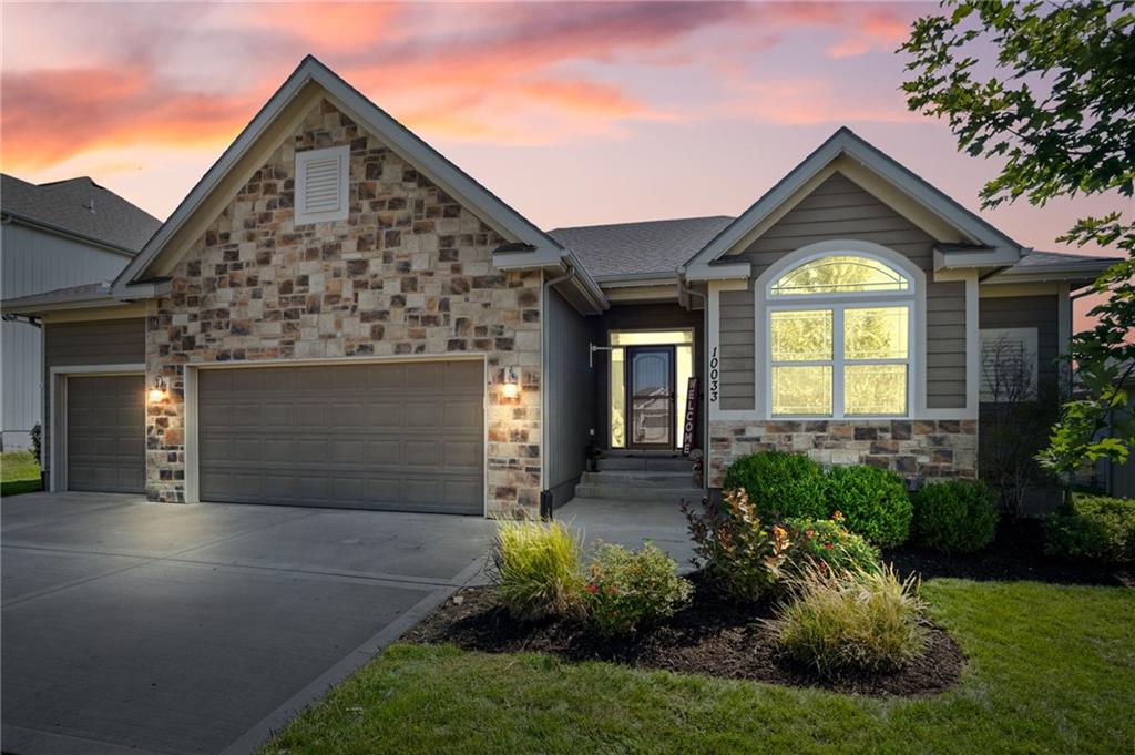 Listing Photo MLS #HMS2569401