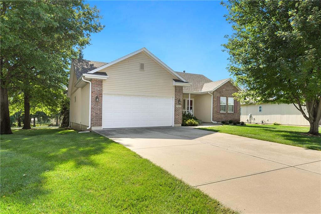 Listing Photo MLS #HMS2569405