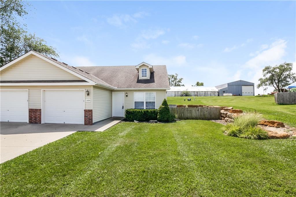 Listing Photo MLS #HMS2569559