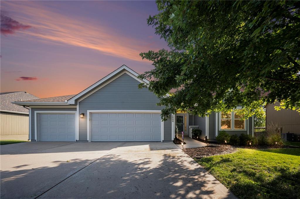 Listing Photo MLS #HMS2569588