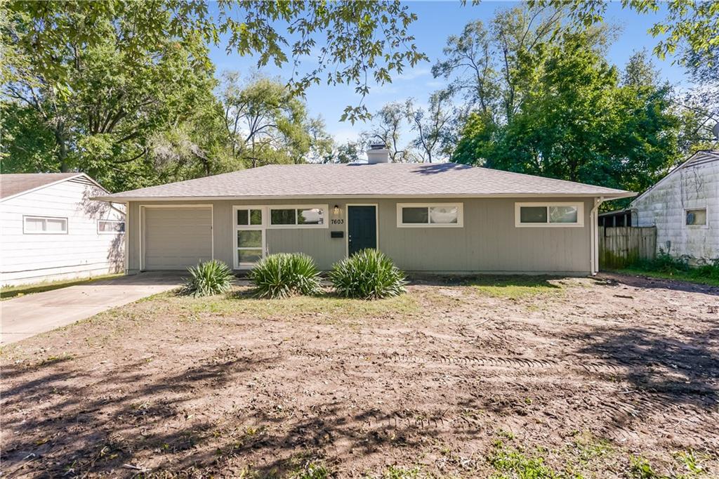 Listing Photo MLS #HMS2569590