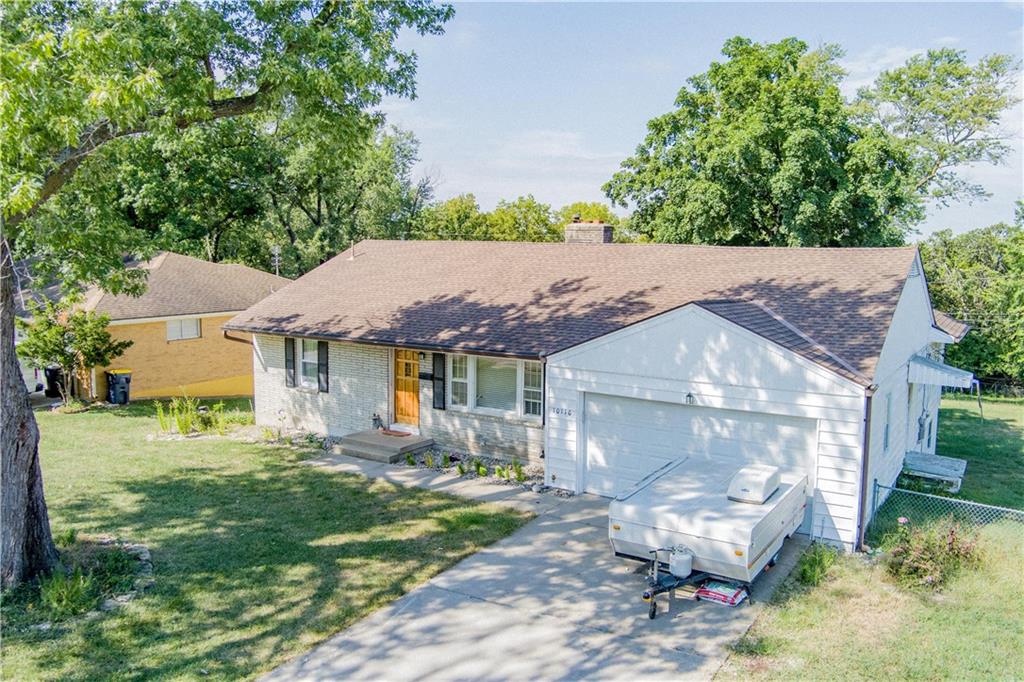 Listing Photo MLS #HMS2569608