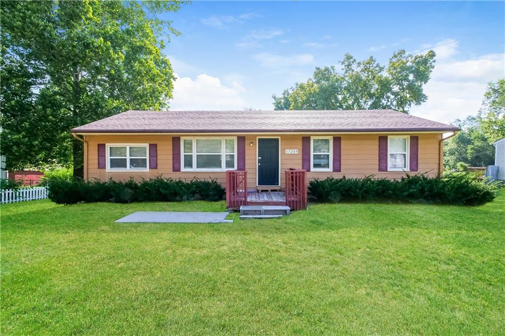 Listing Photo MLS #HMS2569641