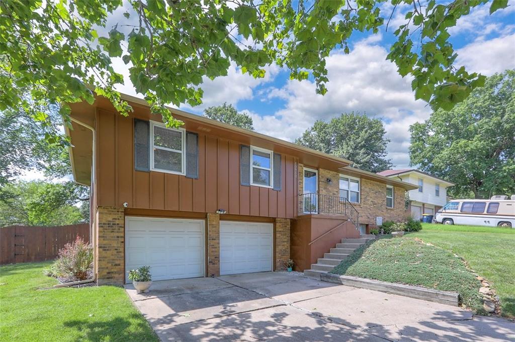 Listing Photo MLS #HMS2569647
