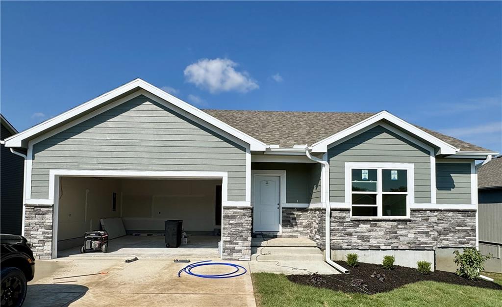 Listing Photo MLS #HMS2569763