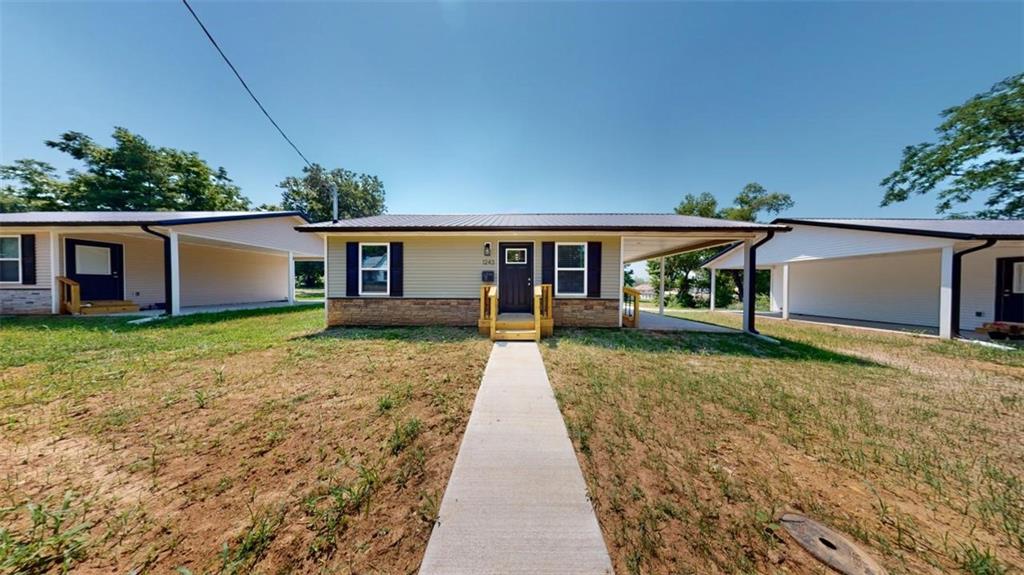 Listing Photo MLS #HMS2569893