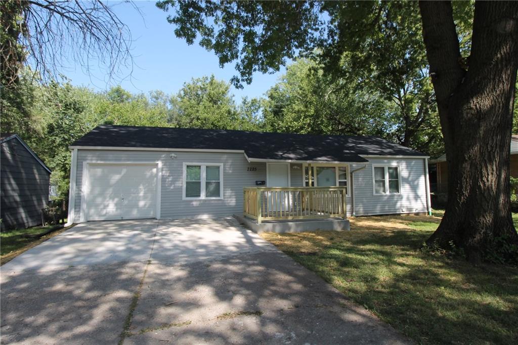Listing Photo MLS #HMS2569929